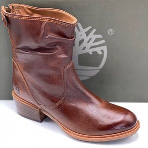 Timberland Sutherlin Bay Slouch Chelsea Boot